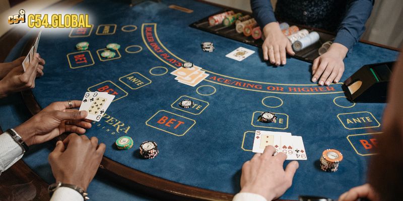 baccarat c54 dat cuoc Người chơi nên đặt cược cho Banker để tránh rủi ro
